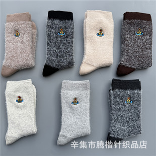 日系西太袜子土星刺绣纯色水貂绒时尚百搭秋冬款加厚保暖中筒袜