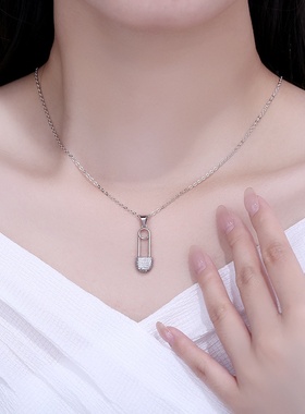 时尚简约回形针项链女年新款小众设计高级感别针锁骨链饰品批