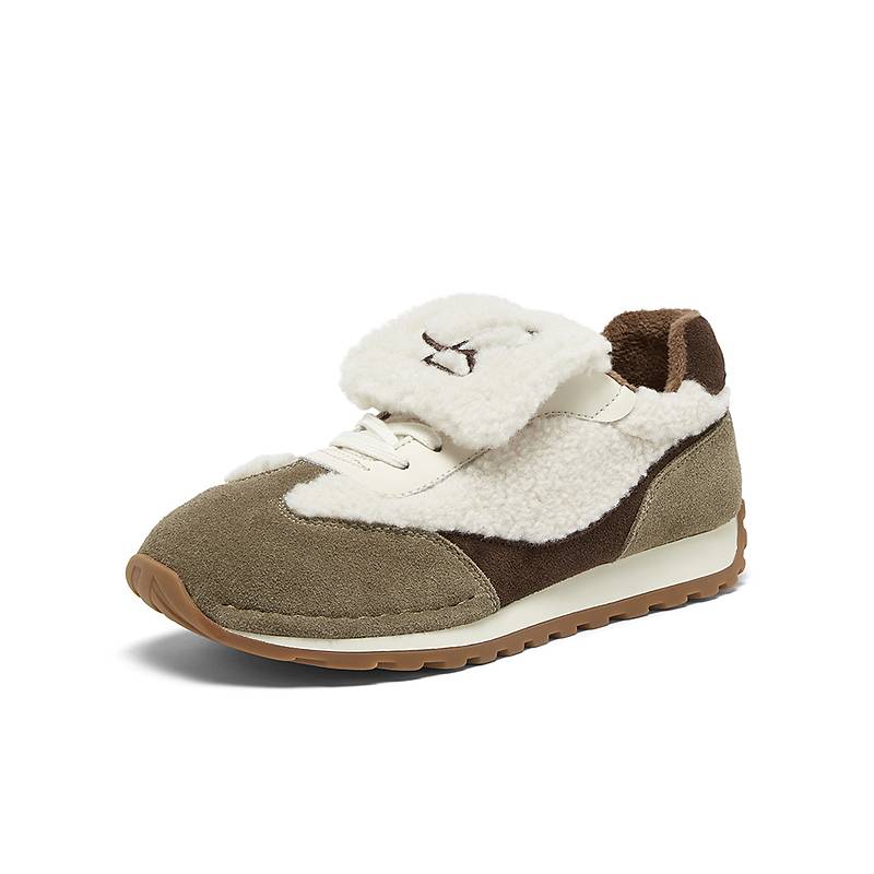 专柜正品Bata休闲鞋女2024冬季新款德训鞋运动毛毛鞋8031DDM4