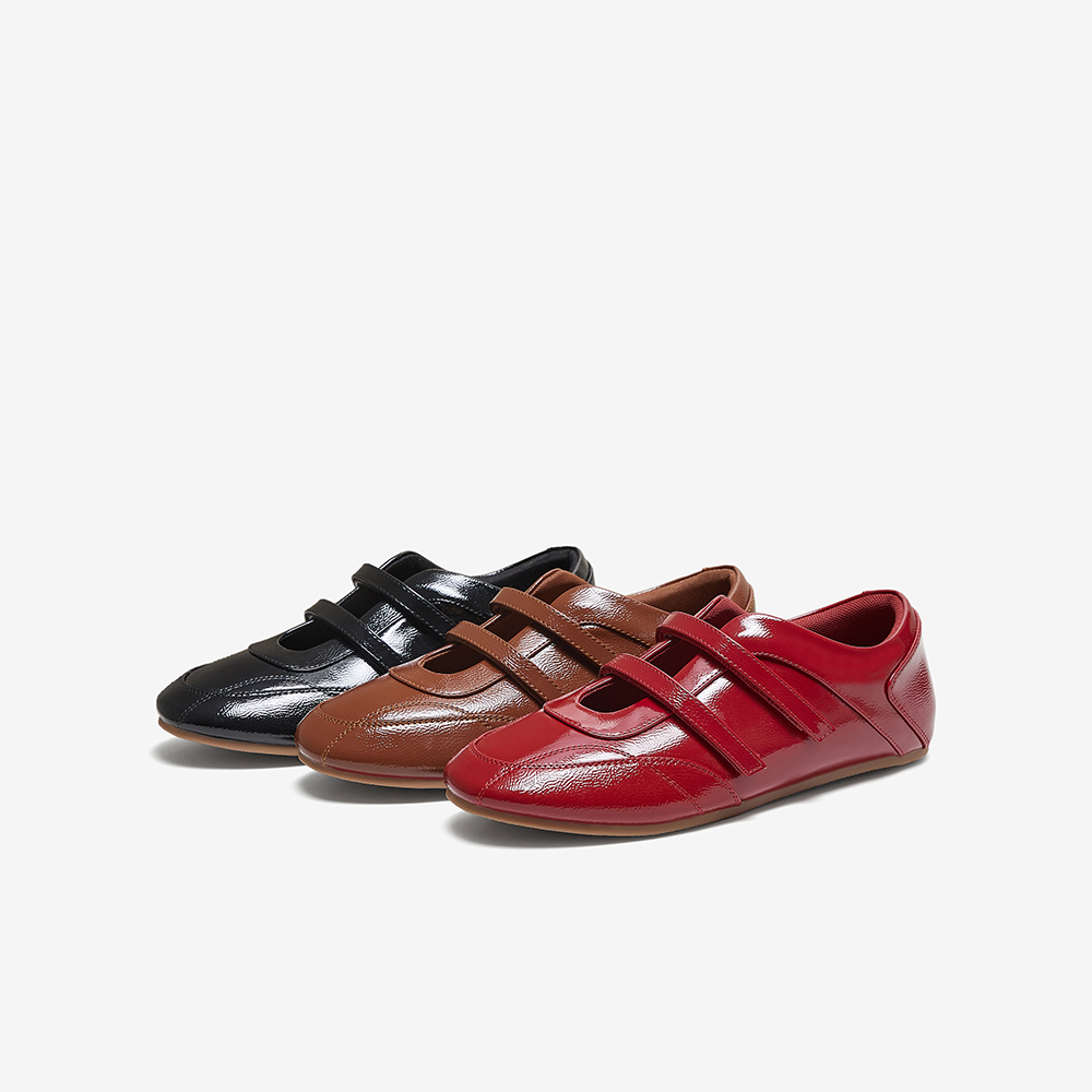 百思图25秋新款魔术贴红色芭蕾单鞋玛丽珍平底休闲女单鞋D3536CQ5