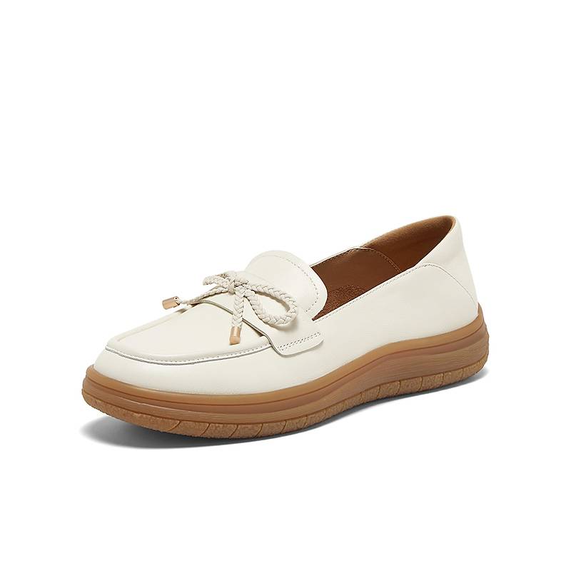 百思图2025春季商场新款牛皮通勤乐福鞋厚底女蝴蝶结单鞋VWH23AA5