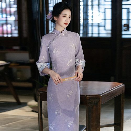 紫色新中式复古国风淑女范旗袍