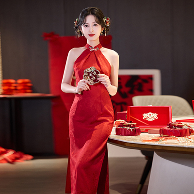 新中式红色晨袍挂脖旗袍敬酒服