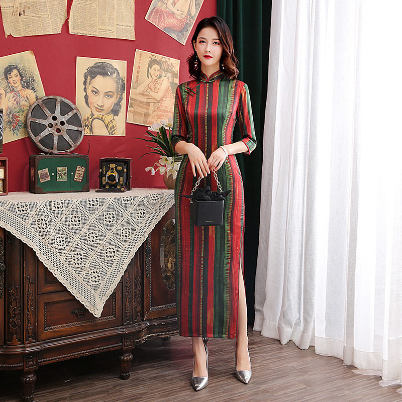 新式改良版七分袖旗袍年轻款少女复古中国风长款走秀旗袍式连衣裙