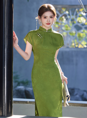 绿色高考送考绝美旗袍2025新款气质高级感修身显瘦日常可穿连衣裙
