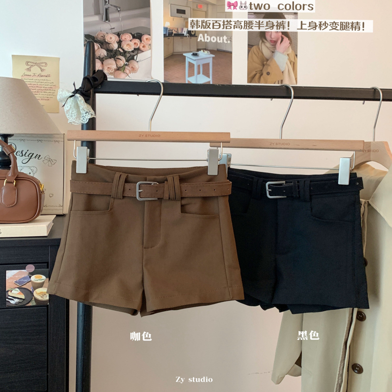 设计感咖色毛呢休闲短裤女秋冬2025新款百搭宽松显瘦辣妹直筒热裤