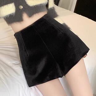 子 高腰显瘦小个子紧身百搭超短热裤 黑色金丝绒短裤 女秋冬2025新款