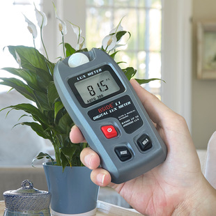 High precision portable illuminance meter and photometer