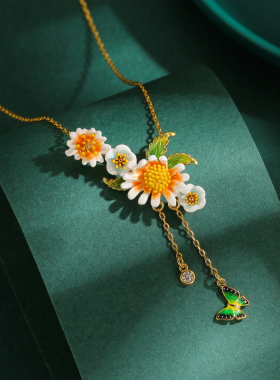 雏菊花朵蝴蝶流苏渐变项链锁骨链