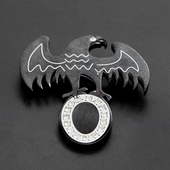 欧美时尚 个性 黑色老鹰镶钻圆盘钛钢项坠潮流嘻哈小众甜辣风吊坠