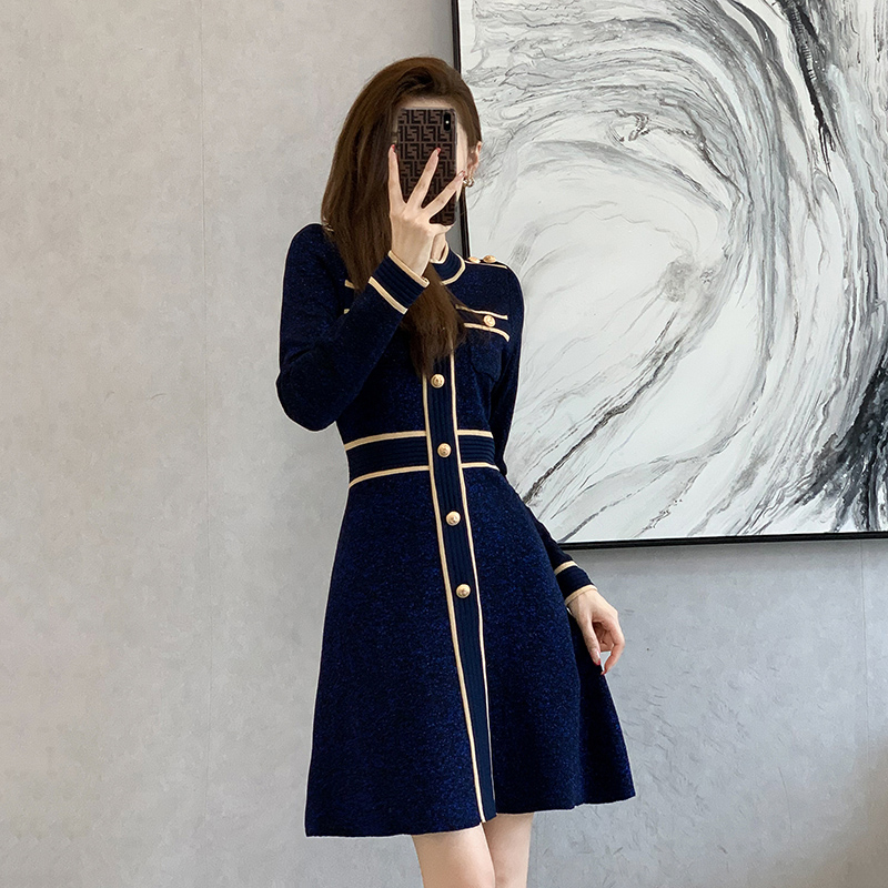 法式针织连衣裙女秋冬伊乐朵