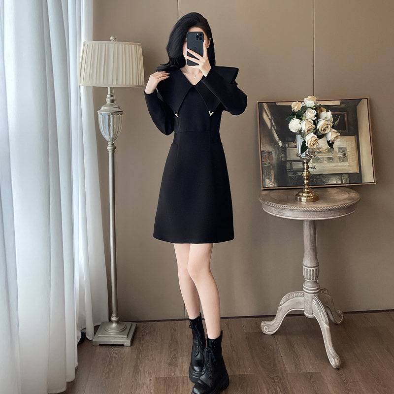 高级感超好看黑色卫衣裙子女秋冬