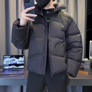 标微阔面包羽绒服 货号：1821 批价：198，男装羽绒服，电商B217