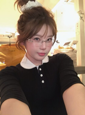 memorial.真酱 元英oni学院黑色polo领中袖女修身娃娃领纽扣上衣