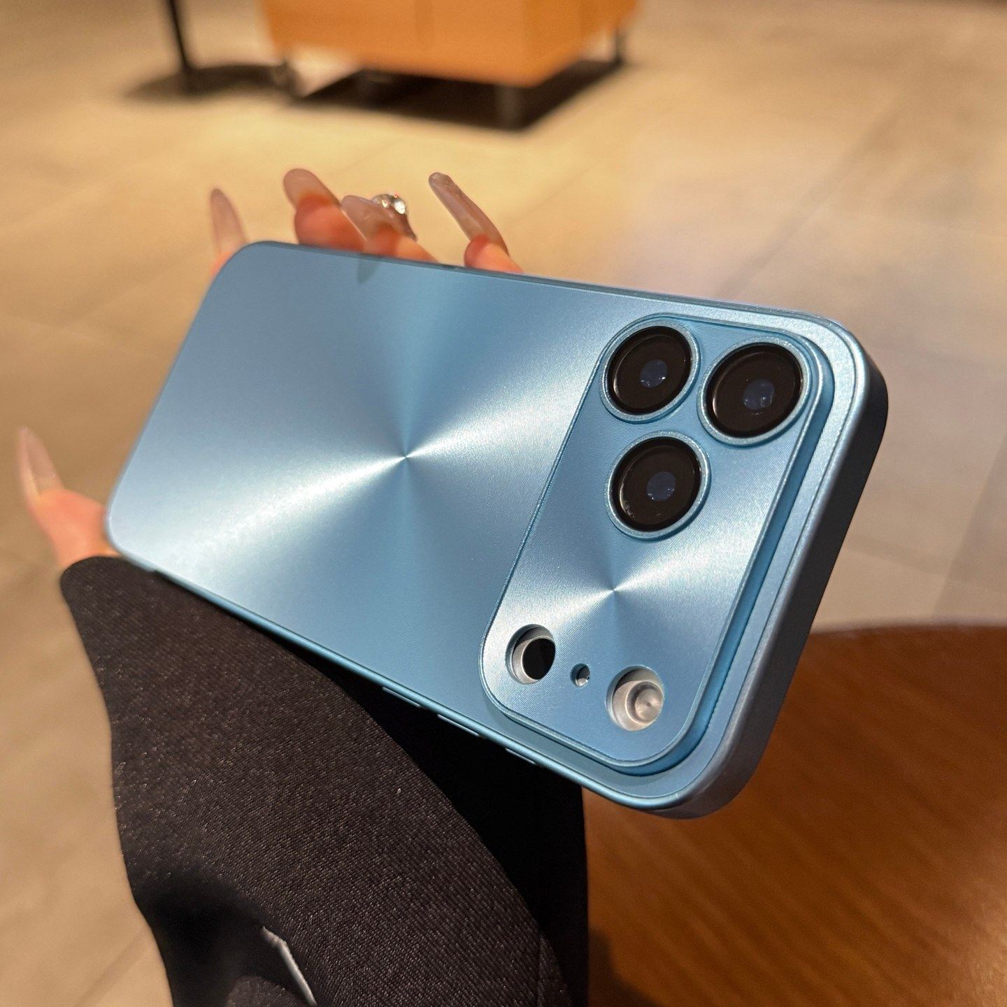 适用iphone17pro手机壳苹果16promax新款极光CD纹Air全包镜头膜15plus深空蓝色11男女13情侣12高级14PM保护套