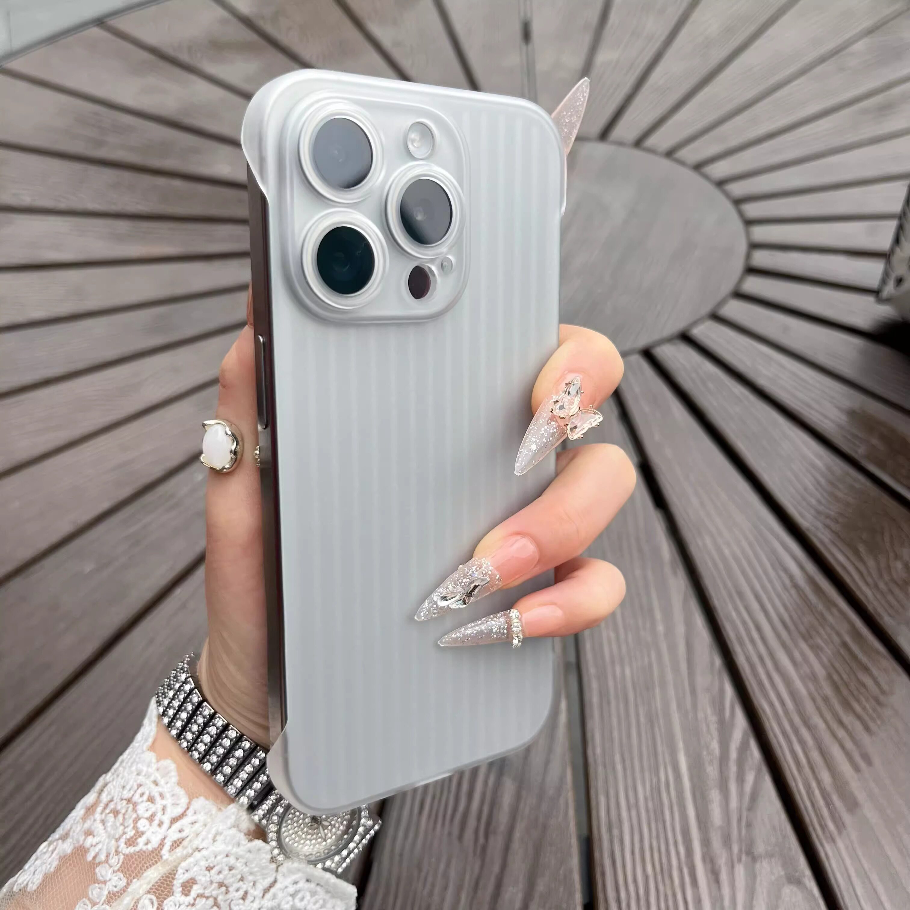 防指纹不发黄磨砂半透明瓦楞无边框适用iPhone15pro手机壳苹果15Promax半包硬壳14高级感13pro超薄裸机12简约