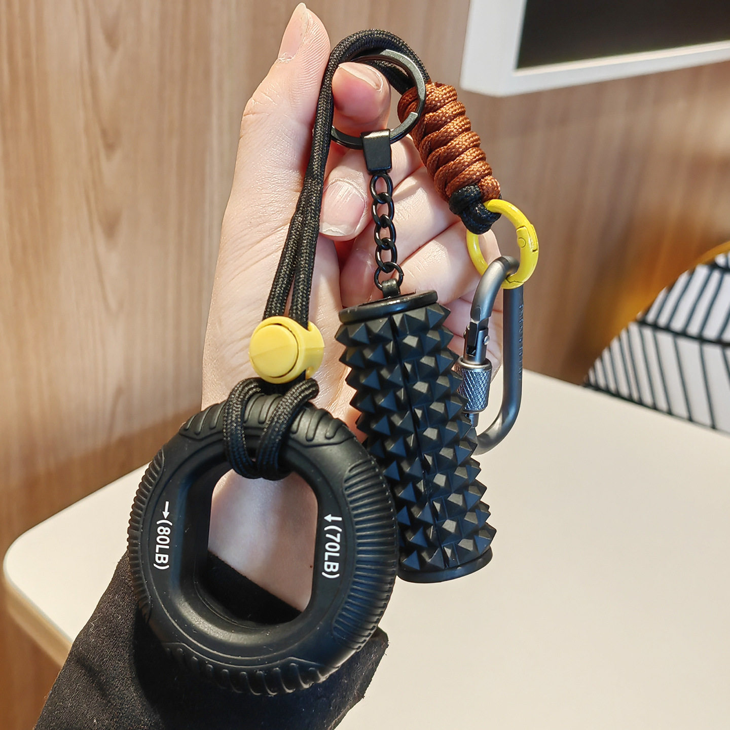 握力器钥匙扣解压挂件情侣挂饰汽车趣味钥匙链健身创意背包小礼物