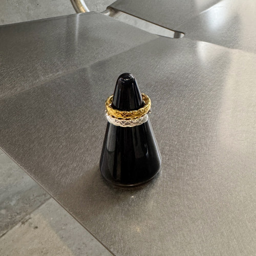 s925银菱格纹开口素圈情侣对戒