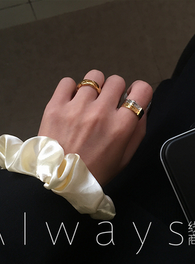 不易褪色钛钢简约锁扣戒指