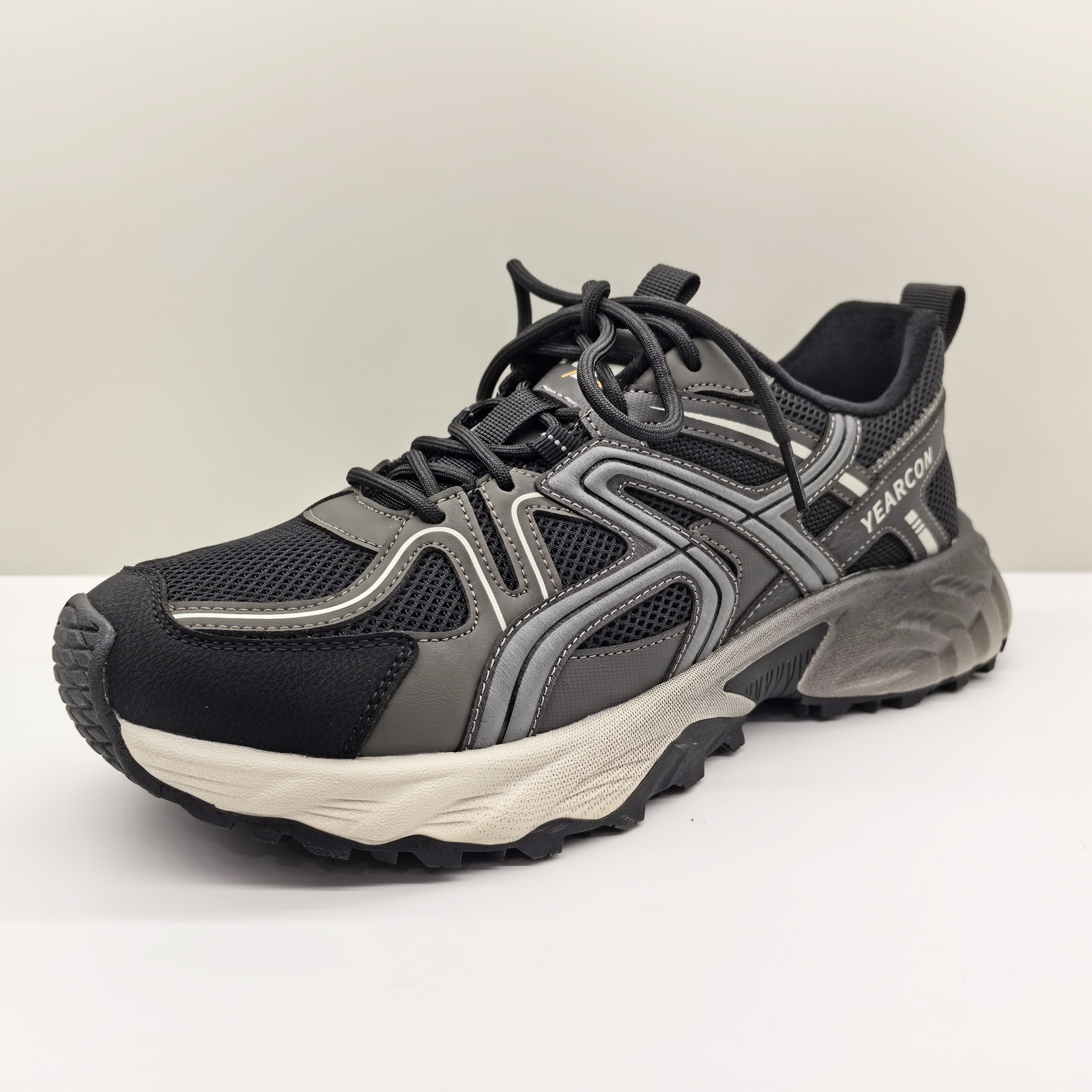 意尔康男鞋2025冬季新款运动休闲慢跑鞋加绒网面厚底老爹鞋男棉潮