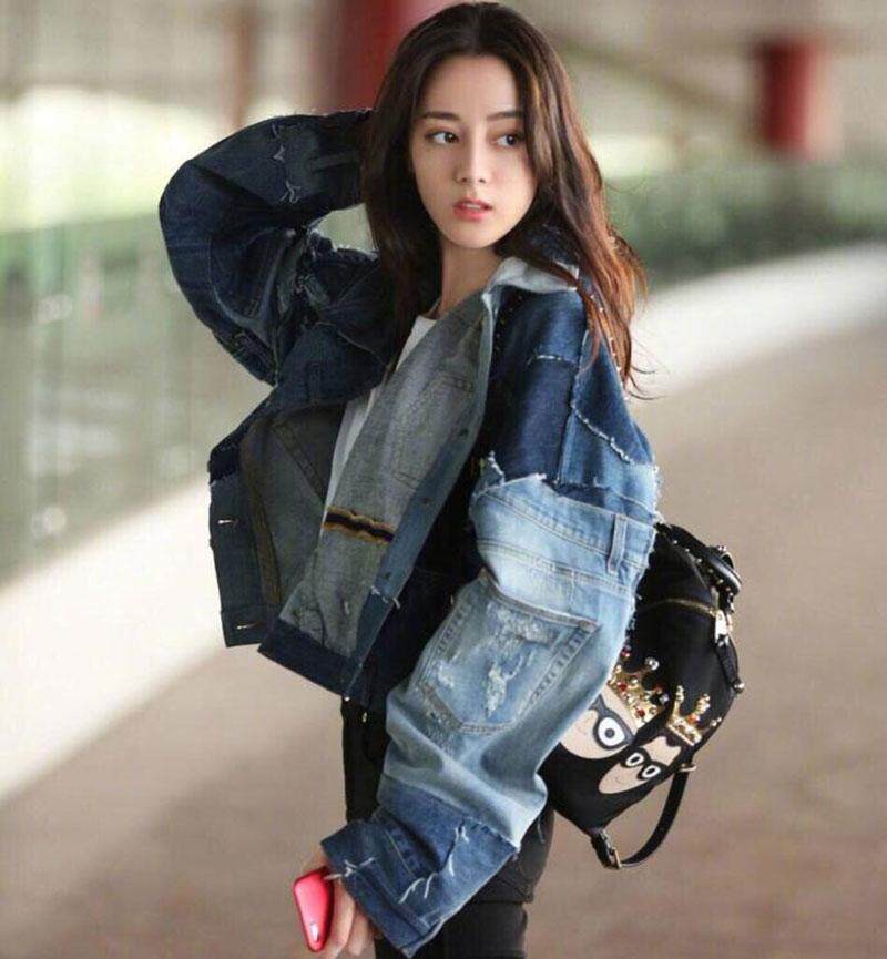 0米兰时装周机场同款牛仔外套