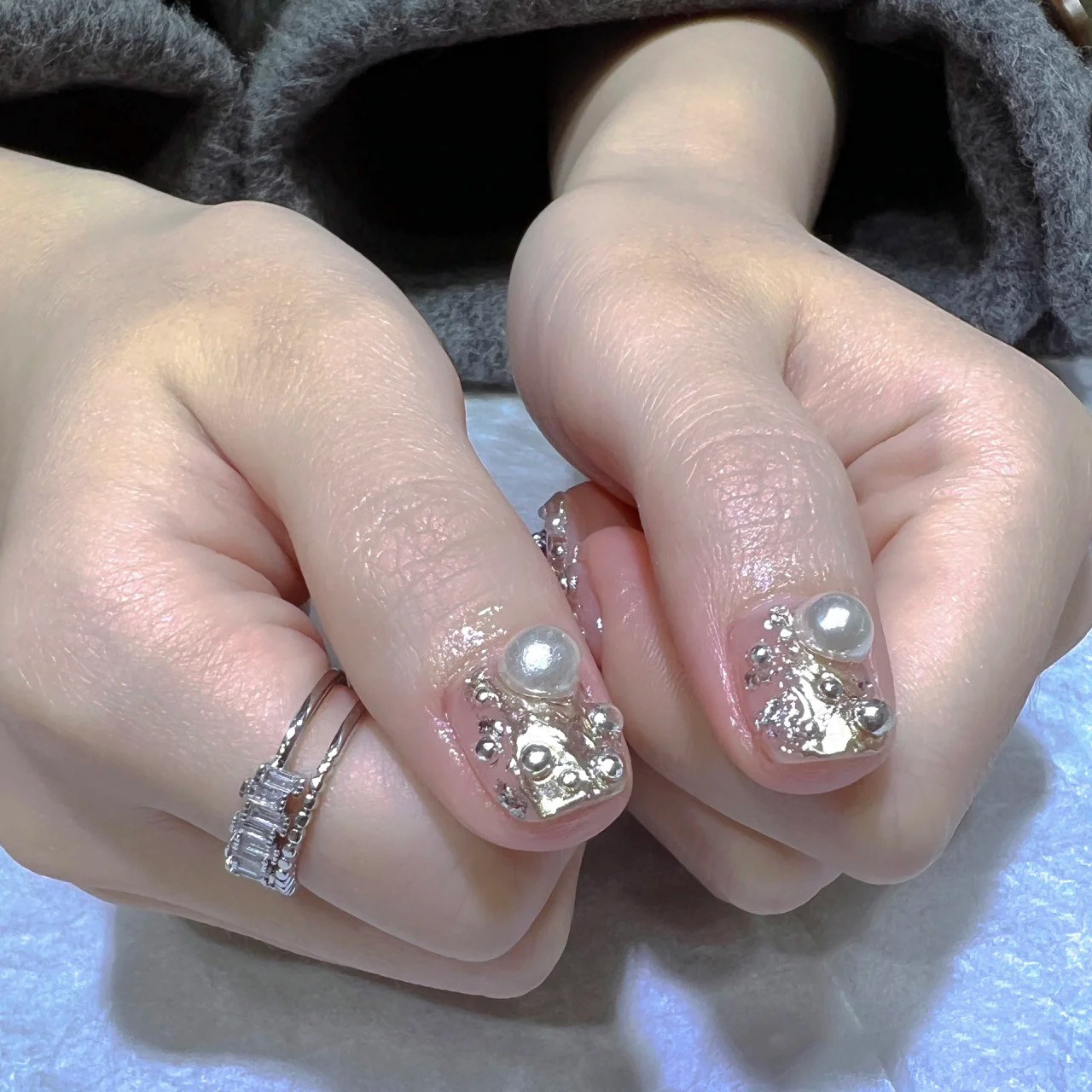 银色魔镜大珍珠闪钻爆闪显白美甲穿戴式甲片学生新娘孕妇穿戴甲