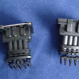 线束加工插头TE282192-1