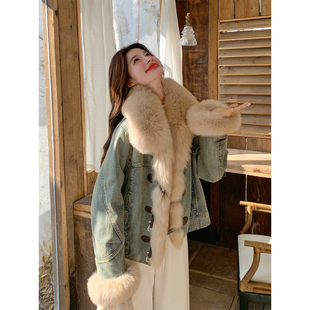 2025新款狐狸毛领牛仔短款羽绒服女2025冬季新款时尚保暖皮草外套