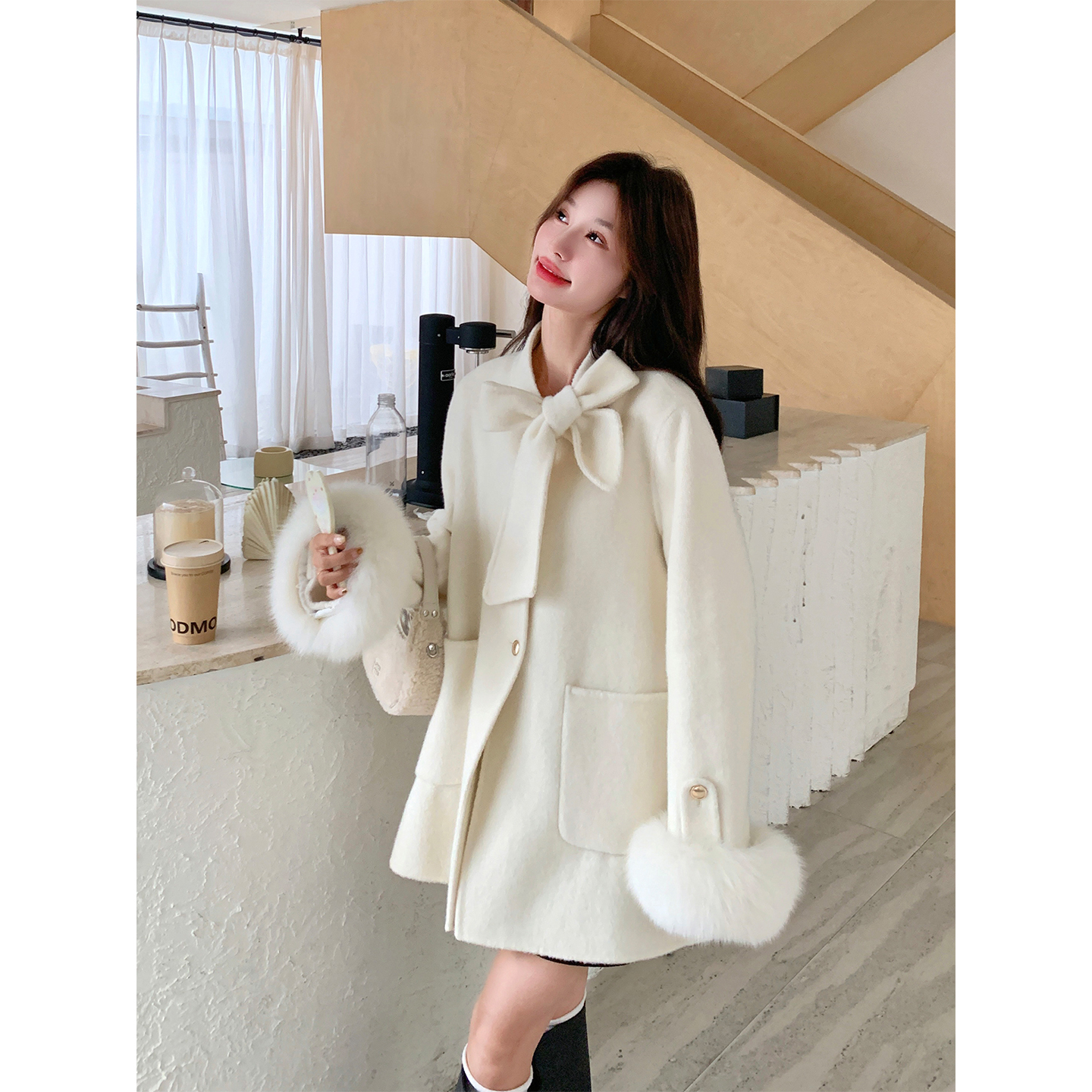 温柔风米色蝴蝶结双面羊毛呢大衣女冬高级感真狐狸毛袖口毛呢外套