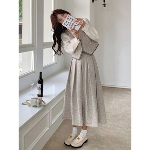 法式高级感今年流行套装裙女秋季2025新款小香风马甲半身裙三件套