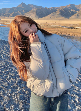 浅灰色韩系短款连帽羽绒服女2025冬季休闲宽松小个子90白鸭绒外套