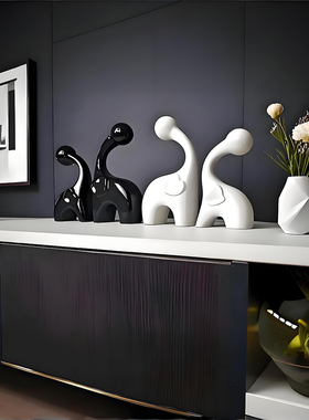 现代简约陶瓷黑白大象摆件客厅