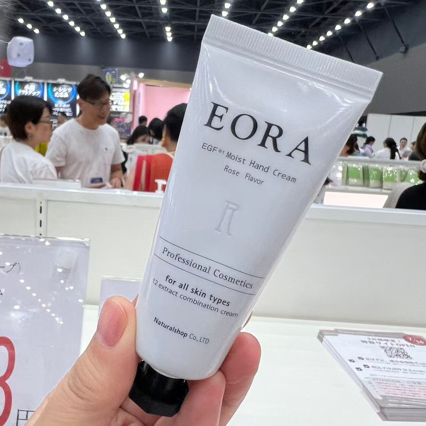 日本本土院沙龙院线EORA护手霜保湿修护滋润玫瑰精华清爽不粘腻