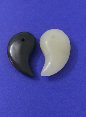 八卦情侣项链吊坠勾玉