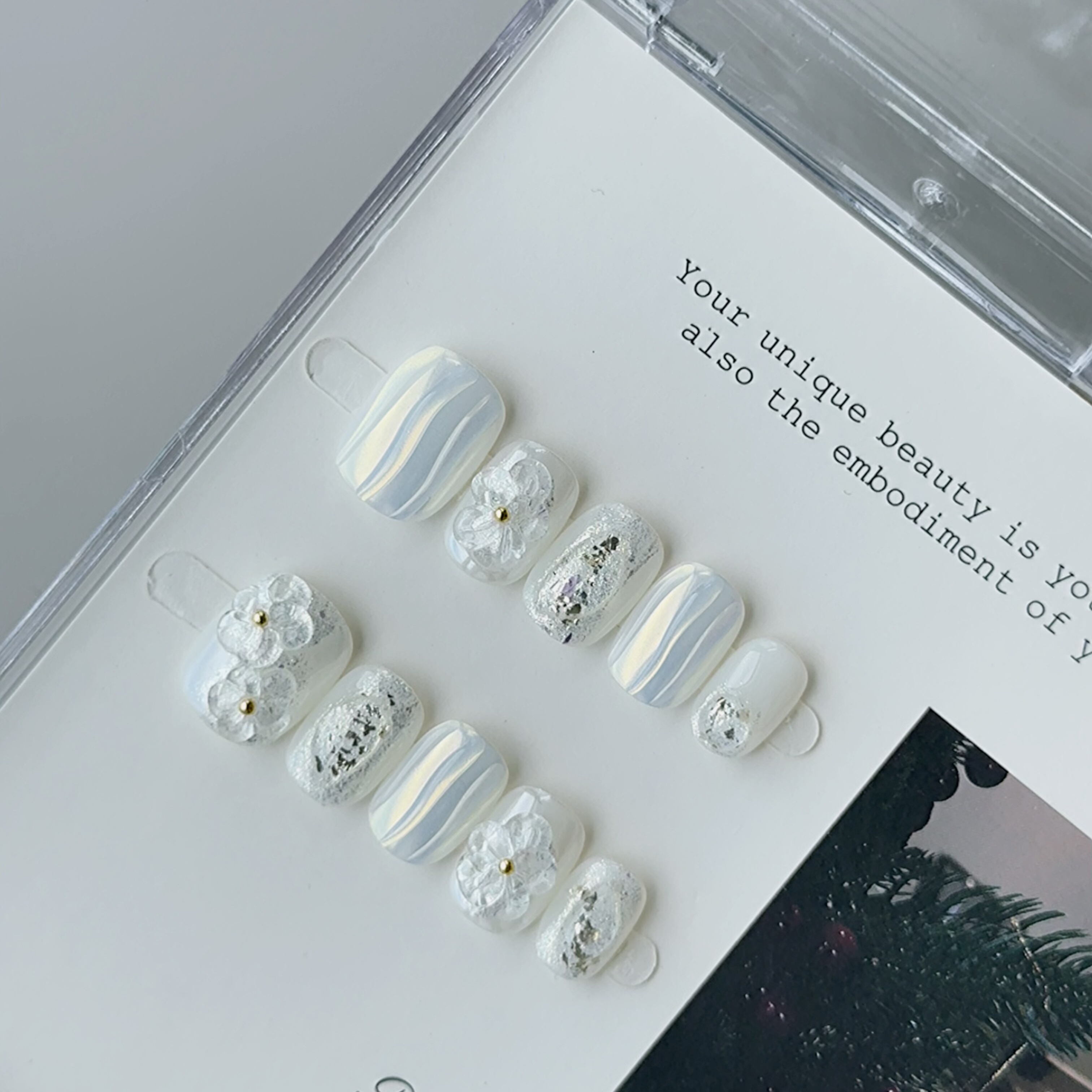 纯手工穿戴甲批发轻奢仙女款手捏花朵瓣手绘美甲日常短方圆甲型