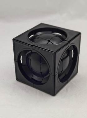 方是Lim 三阶变形魔中球魔方 Deformed 3X3 centtrosphere Cube