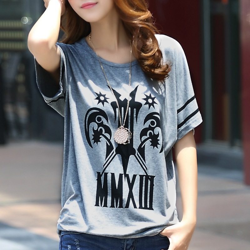 大码200斤胖mm显瘦短袖t恤2022夏装新款女装圆领百搭图案宽松上衣