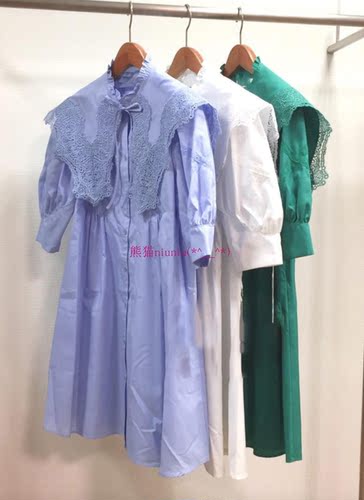 甜美气质纯色翻领蕾丝刺绣连衣裙