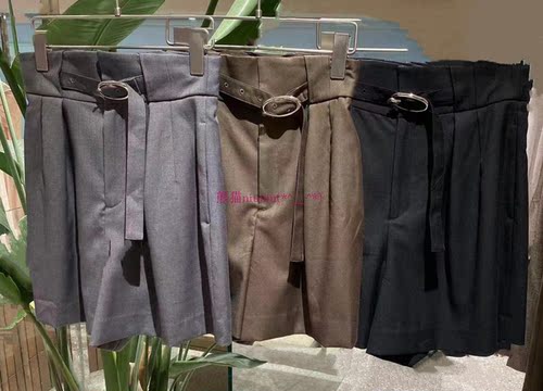 纯色百搭高腰气质压褶休闲短裤