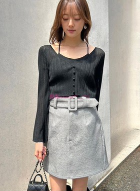 显瘦俏皮感！纯圆日系S家 纯色高腰方扣腰带半身裙短裙