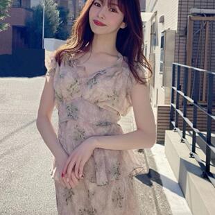 甜美印花系带衬衫 原厂推荐 D家 贵牌 气质鱼尾半身裙两件套 法式