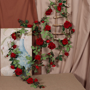 红色绒布玫瑰花仿真花藤花墙背景墙布景造景空调管道装饰假花藤条