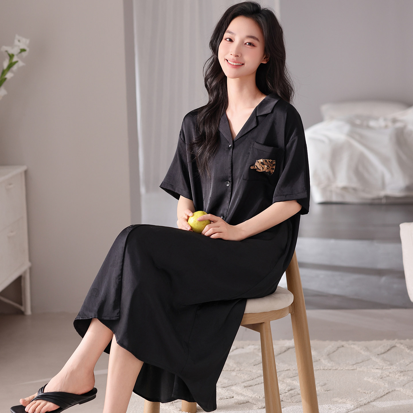 睡裙女士夏季冰丝绸缎睡衣薄款短袖开衫长款衬衫大码家居服可外穿图片