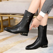 时尚 棉靴 2025新款 真皮平底大码 女靴41一43中筒靴低跟软皮加绒冬季