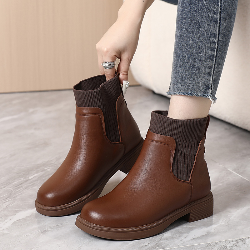 玲峰大码真皮女鞋柔软舒适保暖