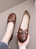 女鞋 牛筋底妈妈鞋 春 一脚蹬单鞋 女真皮41大码 超软春季 孕期舒适鞋