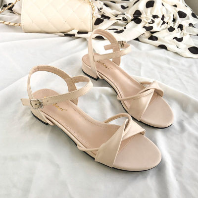 凉鞋女夏2021年新款中跟一字带低跟粗跟平底配裙法式小清新仙女鞋