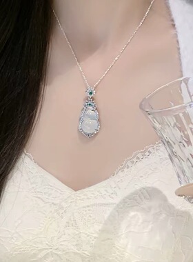 s925纯银天然玉髓吊坠项链女绿葫芦国风满绿玛瑙精镶项链送女友
