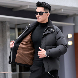 主推2024假两件针织双领加厚新款男90白鸭绒羽绒服9808-P330模特图片