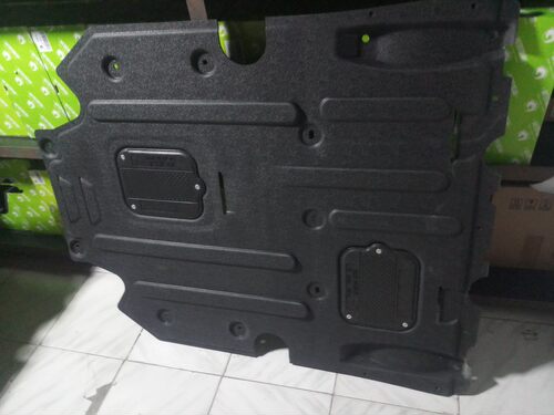 适用 奥迪A6L A4L c7c6树脂发动机变速箱护板一体底护板树脂护板